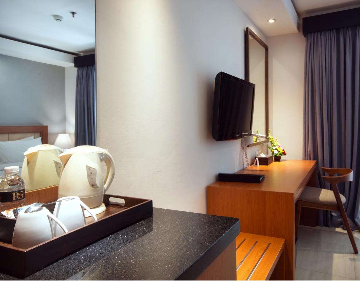 Royal Regantris Kuta Hotel Kuta Lombok Exterior foto