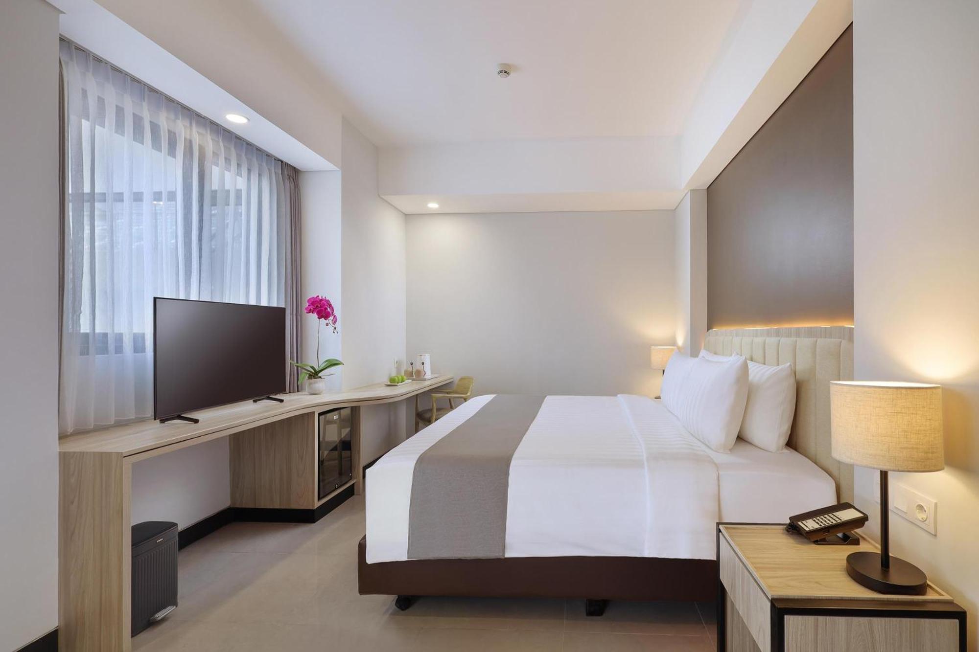 Royal Regantris Kuta Hotel Kuta Lombok Exterior foto