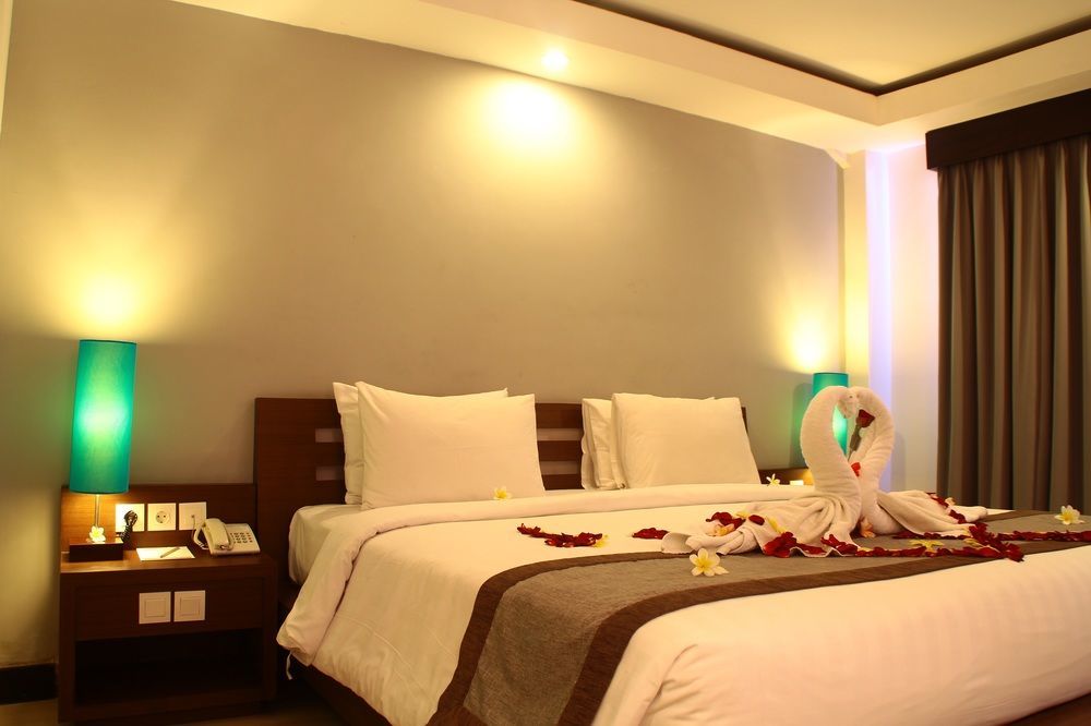 Royal Regantris Kuta Hotel Kuta Lombok Exterior foto