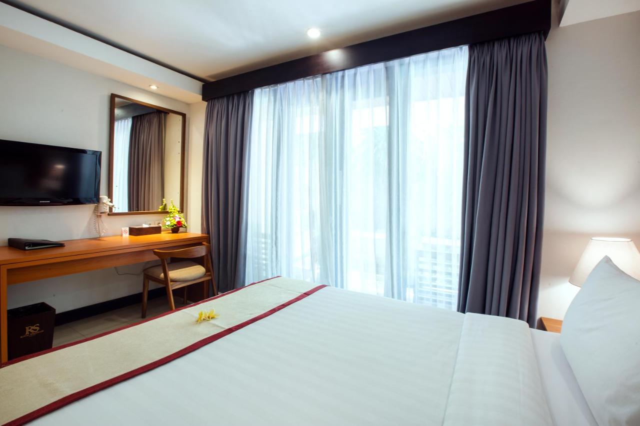 Royal Regantris Kuta Hotel Kuta Lombok Exterior foto
